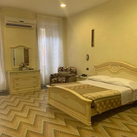 Hotel Croce Di Malta-3